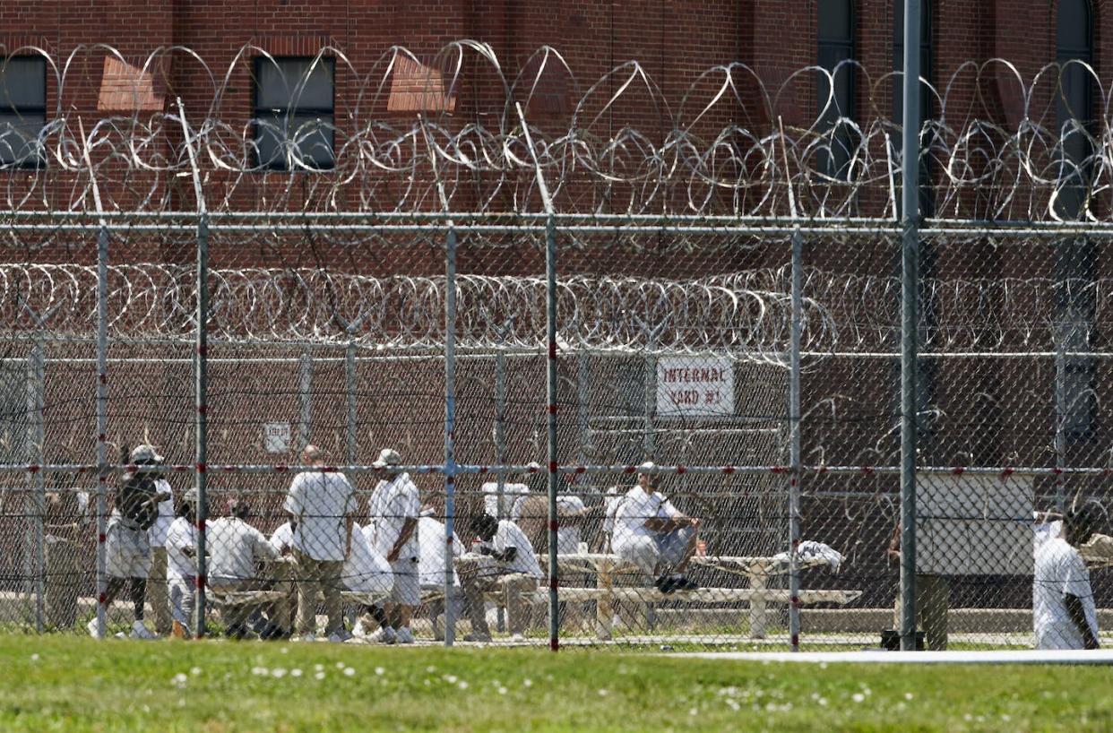 Prisoners at a yard at the Nebraska State Penitentiary in Lincoln, Neb. <a href="https://newsroom.ap.org/detail/PrisonCrowdingNebraska/27819d626cb24aa586c3f2983975ec4b/photo?Query=prison%20u.s.%20inmates&mediaType=photo&sortBy=&dateRange=Anytime&totalCount=4733&currentItemNo=42" rel="nofollow noopener" target="_blank" data-ylk="slk:AP Photo/Nati Harnik;elm:context_link;itc:0;sec:content-canvas" class="link ">AP Photo/Nati Harnik</a>