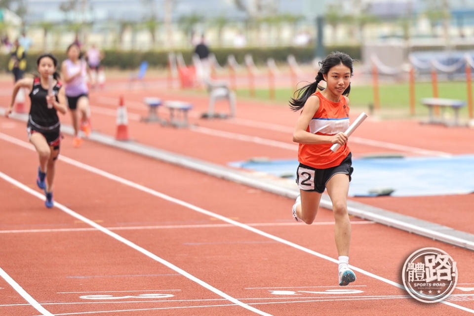 順德聯誼總會胡兆熾中學奪女子C Grade團體冠軍