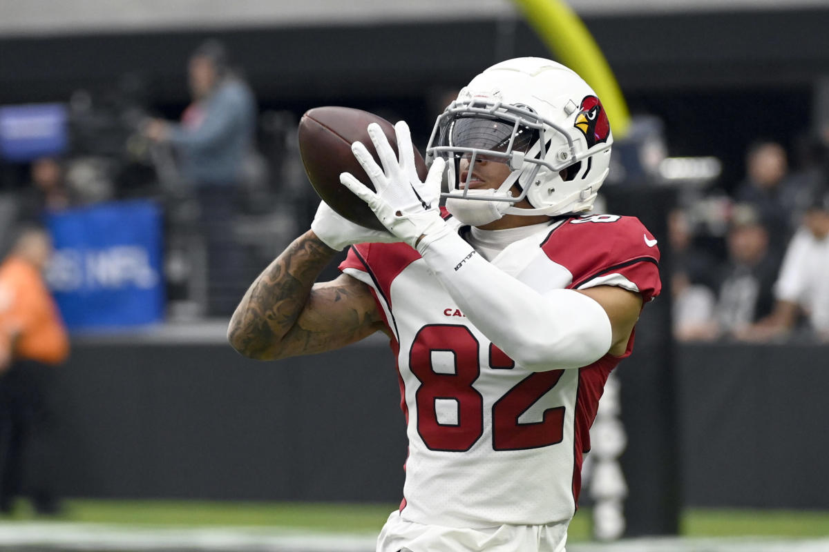 Arizona Cardinals sign veteran RB Corey Clement to active roster