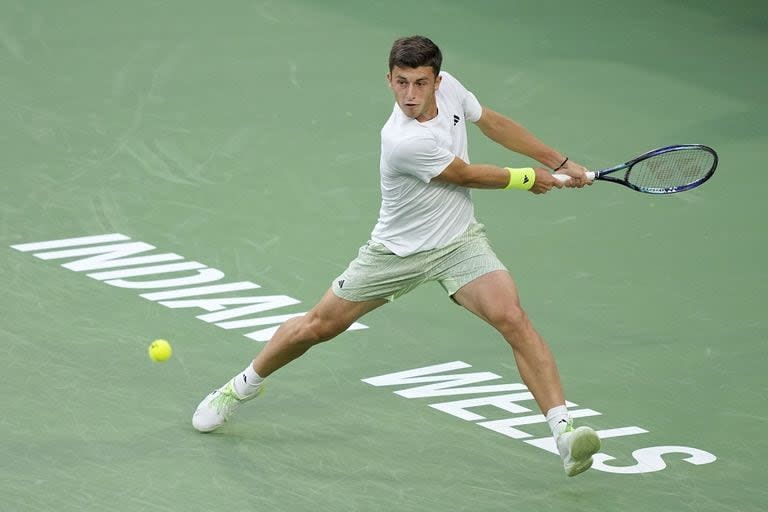 El italiano Luca Nardi, un desconocido de 20 años que dio el gran batacazo en la noche del lunes en Indian Wells