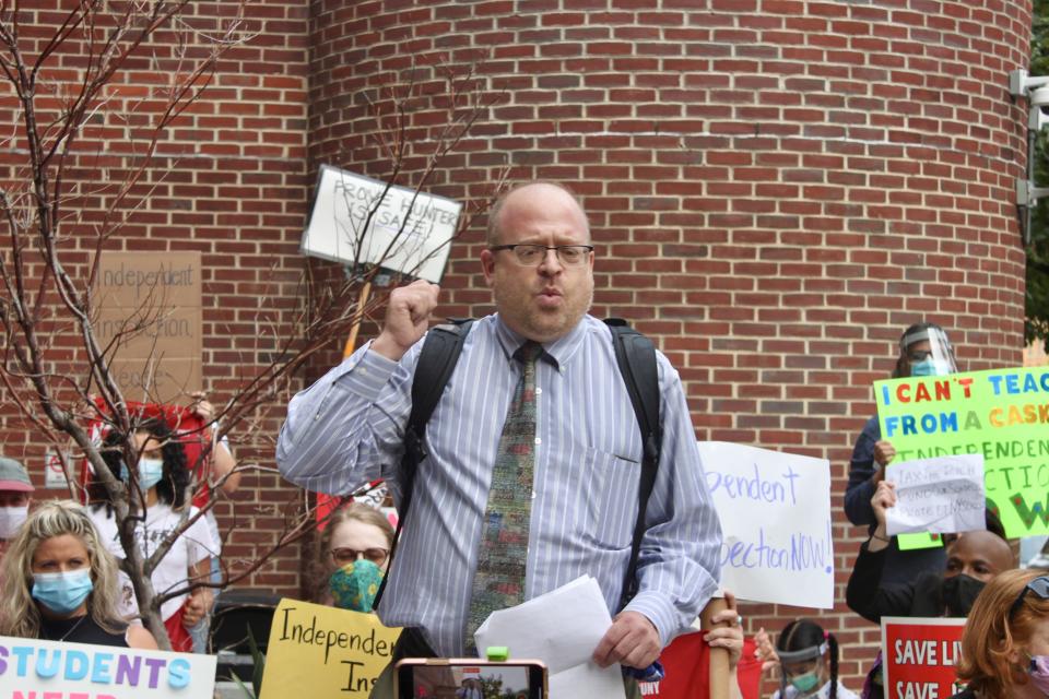 Hunter social studies teacher and union vice-chair Irving Kagan speaks at a protest against the school's reopening plan, Sept. 16, 2020. (Nick Garber/Patch)