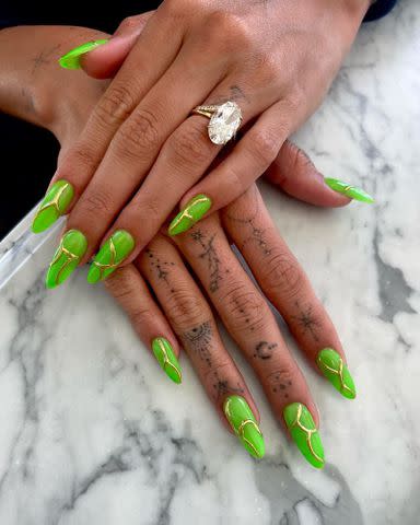 <p>@nailsbyzola Instagram</p>