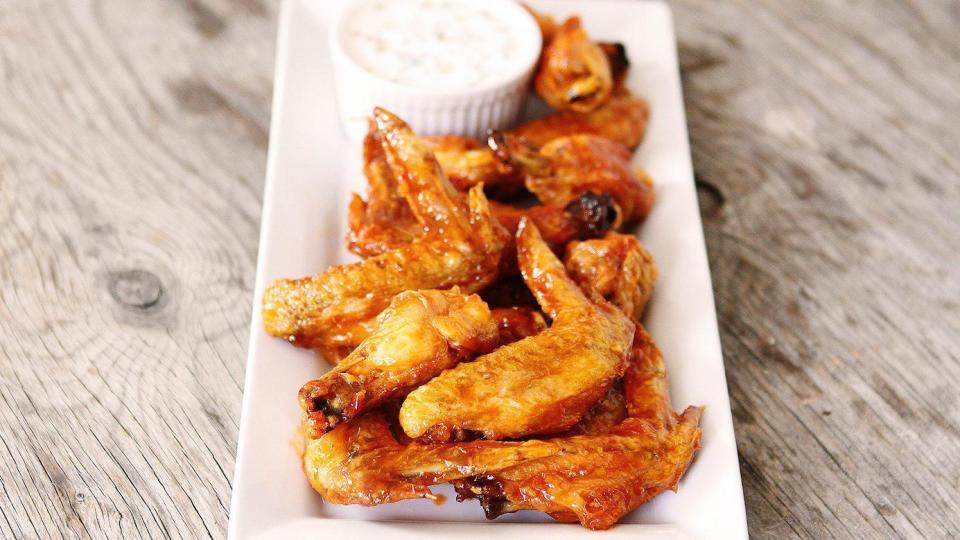 Peri-Peri Chicken Wings with Dipping Sauce