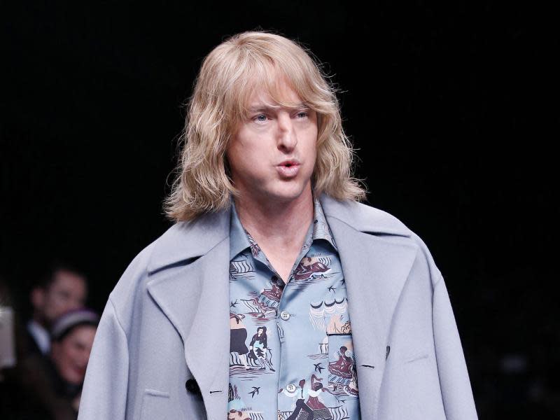 Owen Wilson im Pyjama-Look bei Valentino in Paris. Foto: Yoan Valat