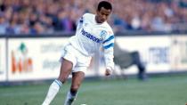 <p>Avant de briller à Bordeaux et de tout rafler avec l’OM de Tapie entre 1989 et 1991, Tigana est passé par l’OL où Aimé Jacquet le voulait absolument. Le champion du monde 98 l’a lancé dans le grand bain de la L1, à la fin des seventies. </p>