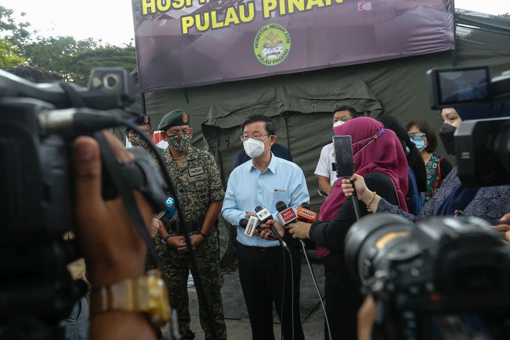 Penang Chief Minister Chow Kon Yeow addresses members of the media during a visit to the Armed Forces' field hospital at the Penang General Hospital September 24, 2021. — Picture by Sayuti Zainudin