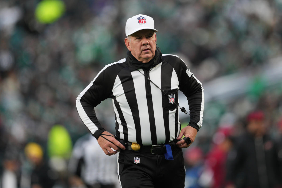 Referee Bill Vinovich selected by NFL to lead Super Bowl LVIII officiating crew