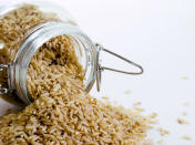 <b>Brown rice: </b> may be a better choice over white because it has an ingredient that protects against high blood pressure and atherosclerosis. It is also a good source of fibre and helps lower cholesterol levels in the body.