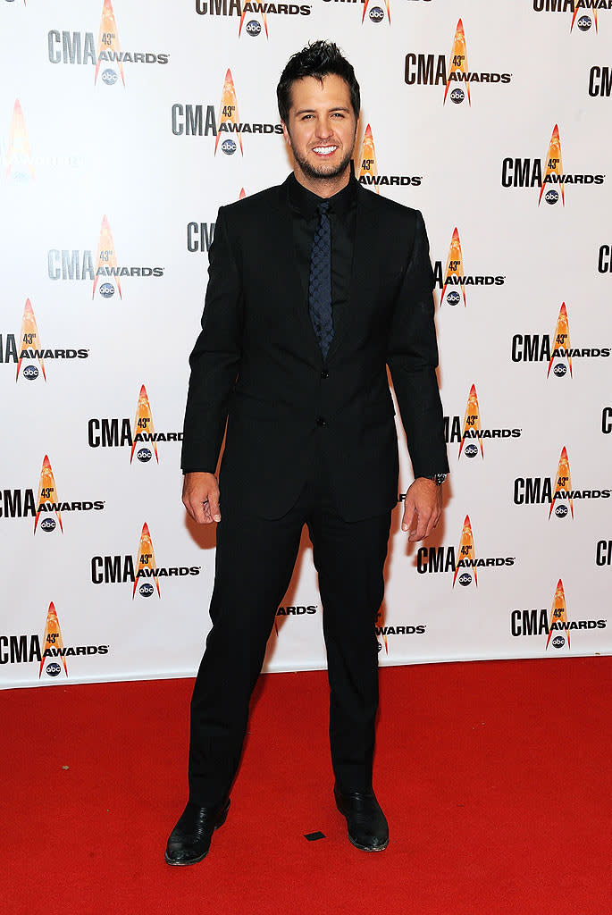 Bryan Luke CMA Aw