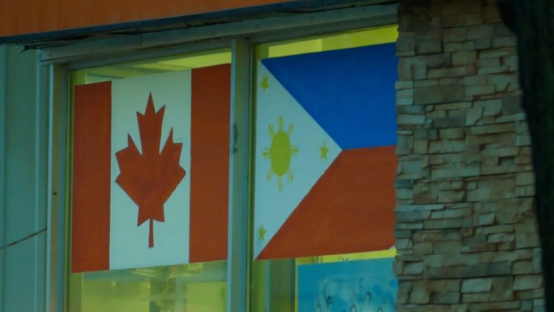 Neepawa residents embrace newcomer culture with new conversational Tagalog class