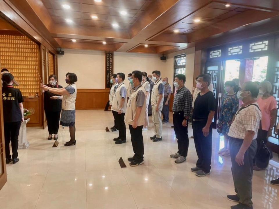 新竹榮家中元祭悼追思榮靈，普渡法會祈求眾生平安。（記者彭新茹攝)