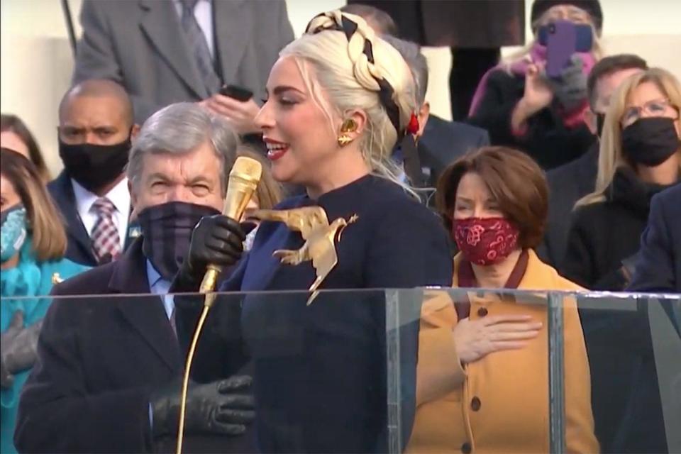 Gaga singing the national anthemSky News