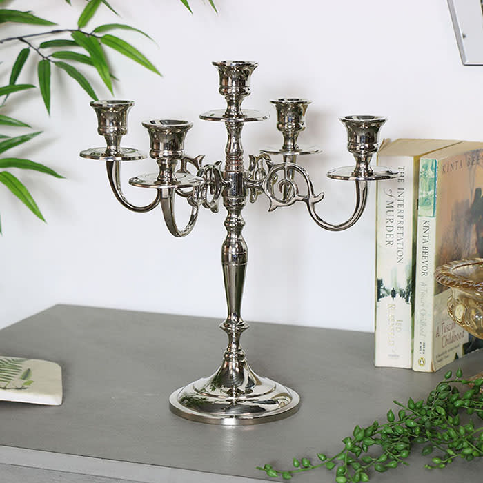 Candelabro de plata