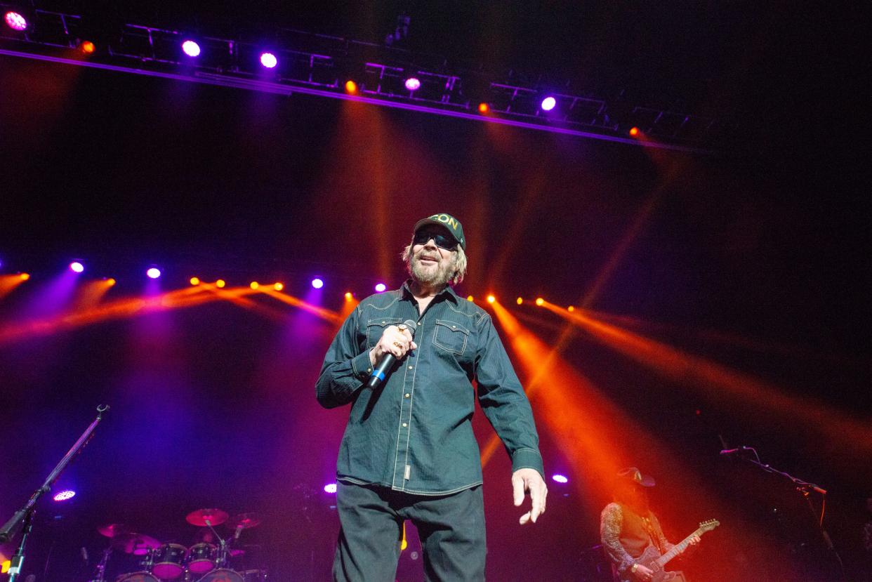 Hank Williams Jr. at the Brookshire Grocery Arena in Bossier City, LA fon Apr 20, 2024.