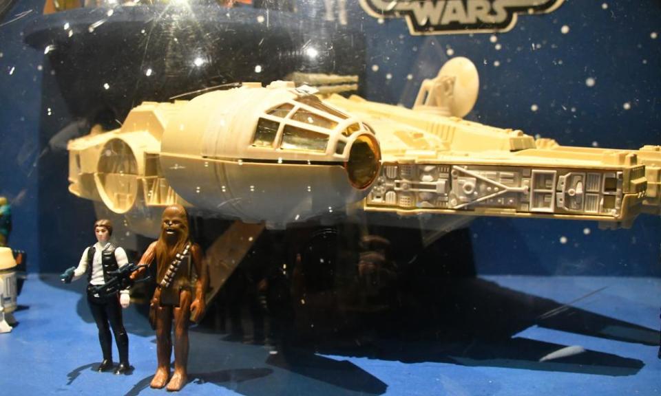 Original Star Wars toys on sale at Sotheby’s.