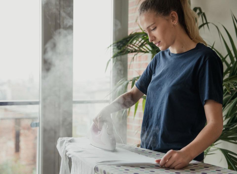 This travel iron will be the first thing on your packing list every time you pack for a business trip. (Source: iStock)