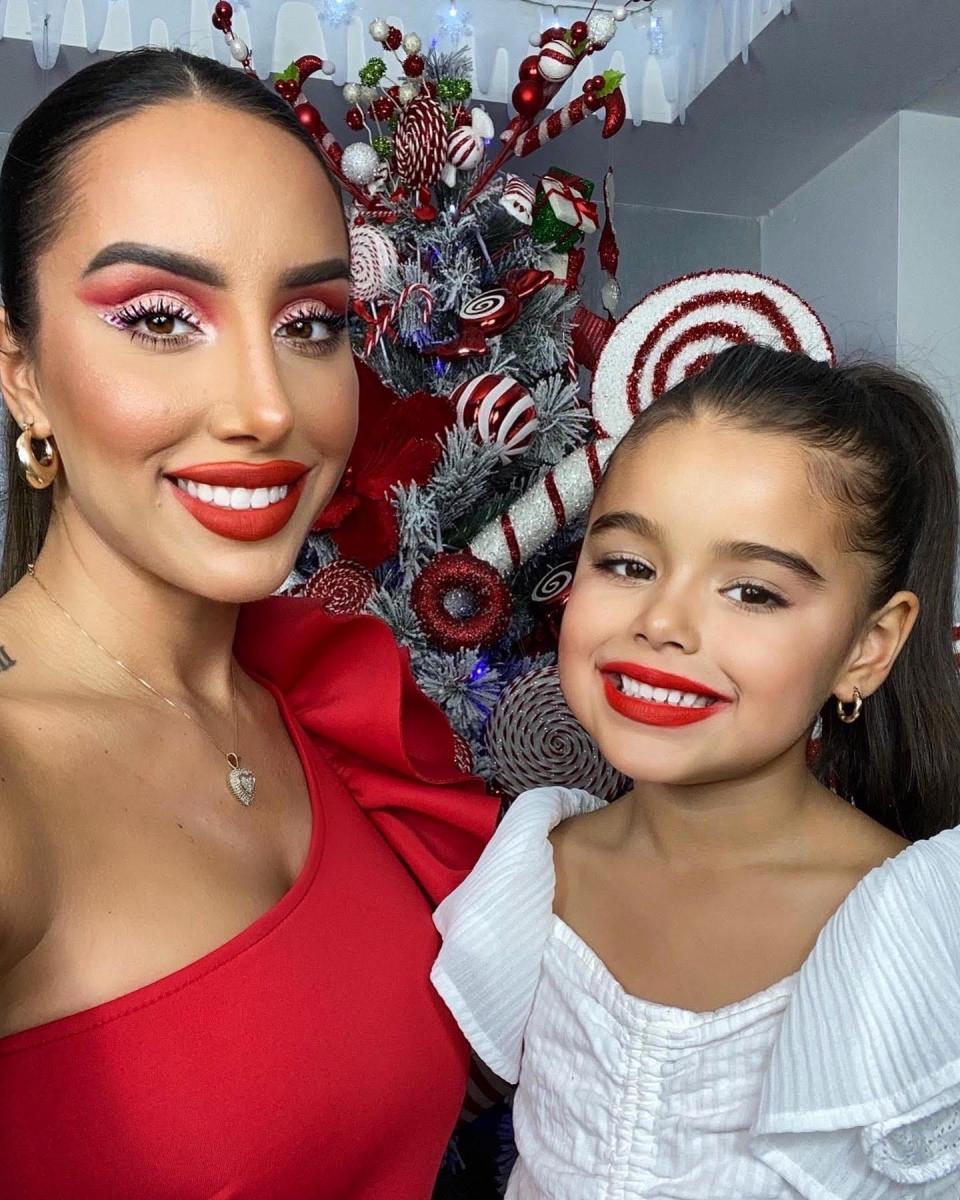 A Christmas-inspired beauty look by 6-year-old Kassia Mattis.