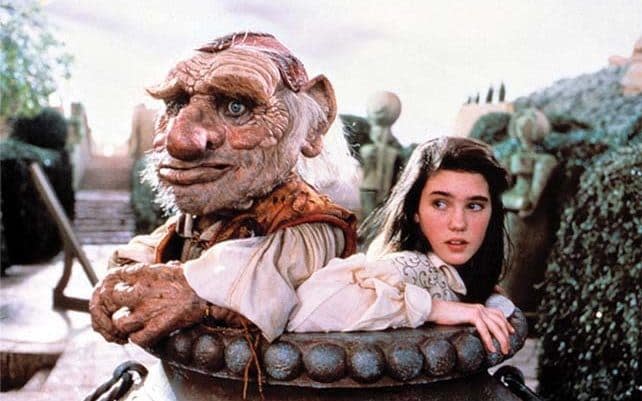 Brian Henson's character Hoggle required eight puppeteers to operate - Film Stills