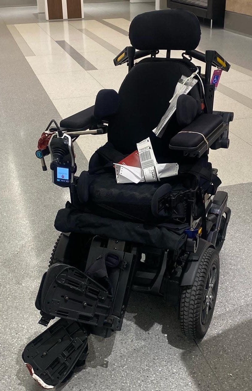 Jessica Dalonzo's broken wheelchair