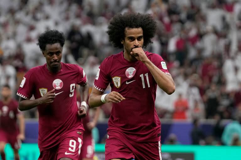 Akram Afif anotó los tres goles de Qatar en la final y fue el goleador de la Copa Asiática.