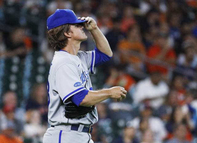 Greinke, Royals top Astros 2-1