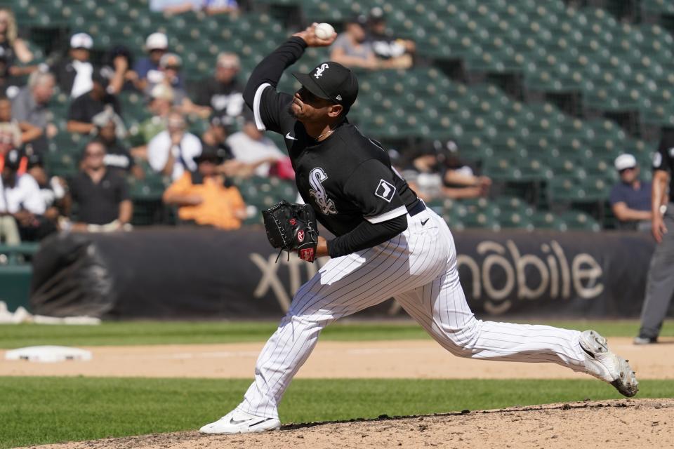 Chicago White Sox relief pitcher Reynaldo Lopez throws to the Kansas City Royals in the sixth inning of a baseball game in Chicago, Thursday, Sept. 1, 2022. (AP Photo/Nam Y. Huh)