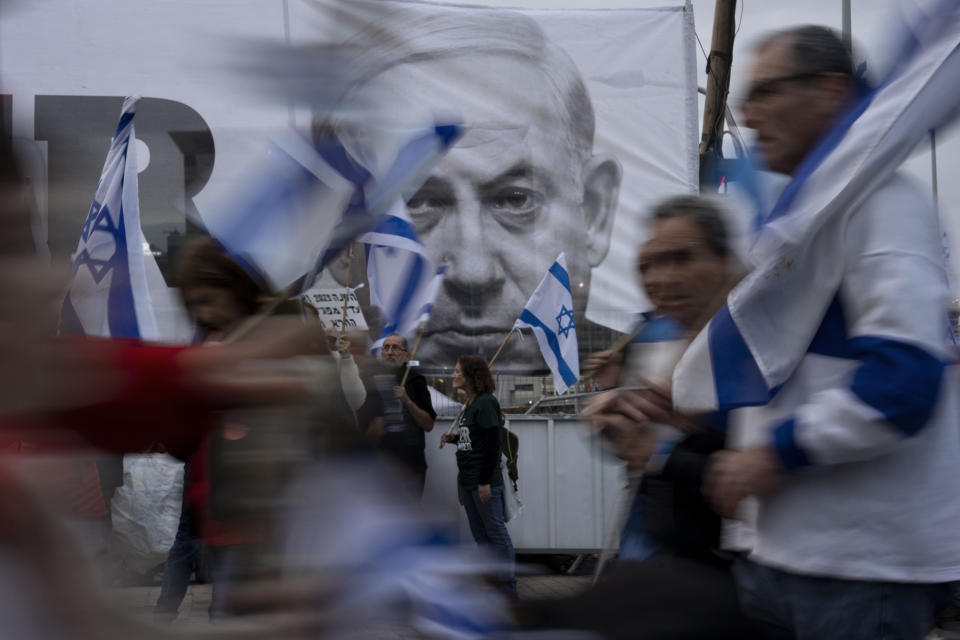 Benjamin Netanyahu está en el ojo del huracán por su controvertida reforma. (AP Photo/Oded Balilty)