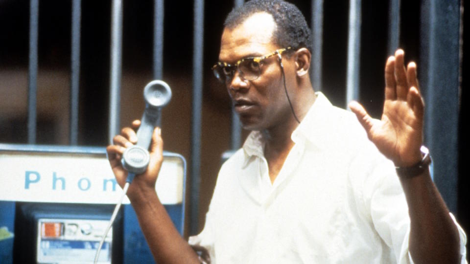 Samuel L. Jackson handles a New York City payphone in Die Hard with a Vengeance