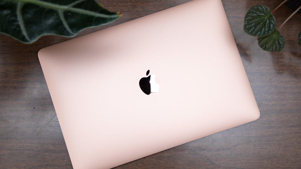 iPad Pro vs MacBook Air: MacBook Air 2020