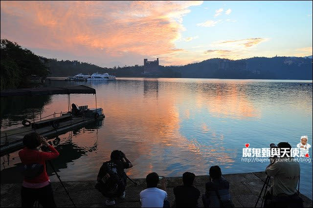 《南投景點美食》日月潭朝霧碼頭日出 埔里鹹油條 恆吉城早餐店蔥油餅加蛋