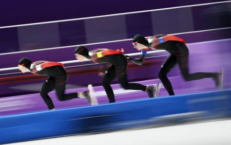 Speed Skating - Pyeongchang 2018 Winter Olympics - Women's Team Pursuit competition finals - Gangneung Oval - Gangneung, South Korea - February 21, 2018 - Ivanie Blondin, Josie Morrison and Isabelle Weidemann of Canada compete. REUTERS/John Sibley