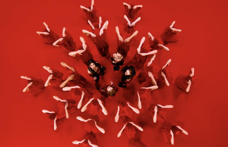 〈ReBorn重生〉MV動用30人打造「tutting 埃及矩陣手舞」。相映音樂提供