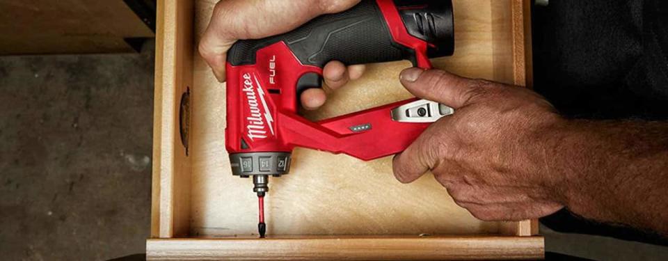 milwaukee M12 FUEL 12-Volt Lithium-Ion Brushless Cordless 4-in-1 Installation 3/8 in. Drill Driver Kit W/ M12 3/8 in. Ratchet