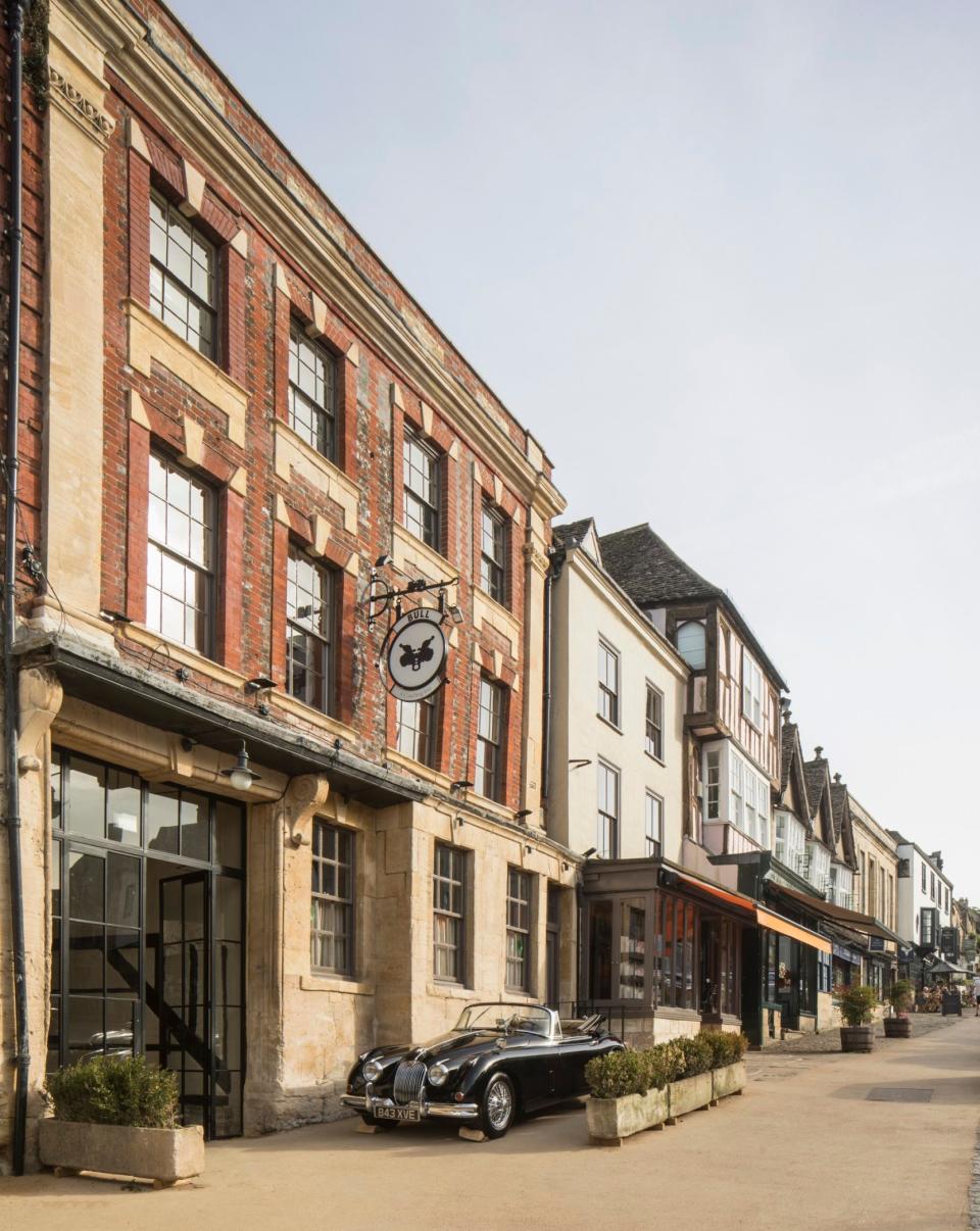 Bull is a new 18 room hotel in Burford