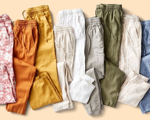 Select pants are just $17 at Old Navy, but only for one day. Image via Instagram/OldNavy.