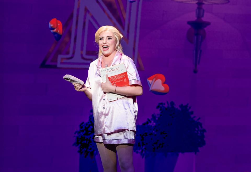 Hannah Bonnett plays Elle Woods in the nationally touring production of "Legally Blonde — The Musical" that American Theatre Guild will present March 17 to 19, 2023, at the Morris Performing Arts Center in South Bend.