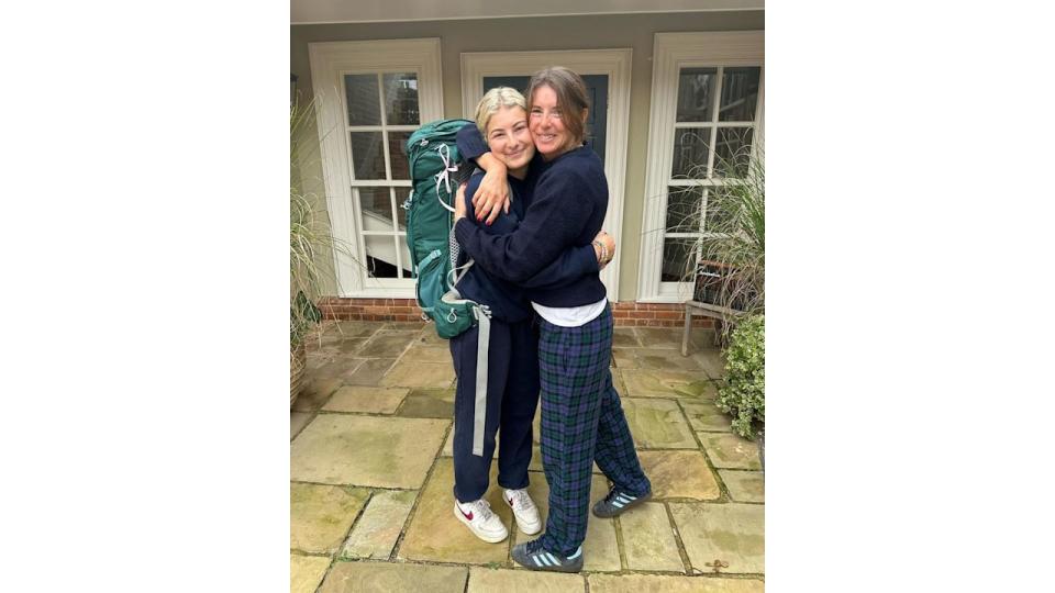 Jools Oliver hugging daughter Poppy tightly as she headed to the airport