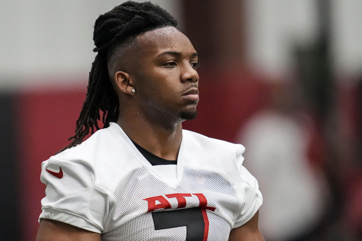 Is Falcons rookie Bijan Robinson a topfive fantasy RB?