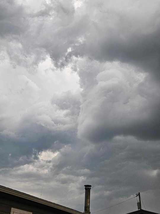 Cloud photos from Jeff Whitfield in Udall on 4-30