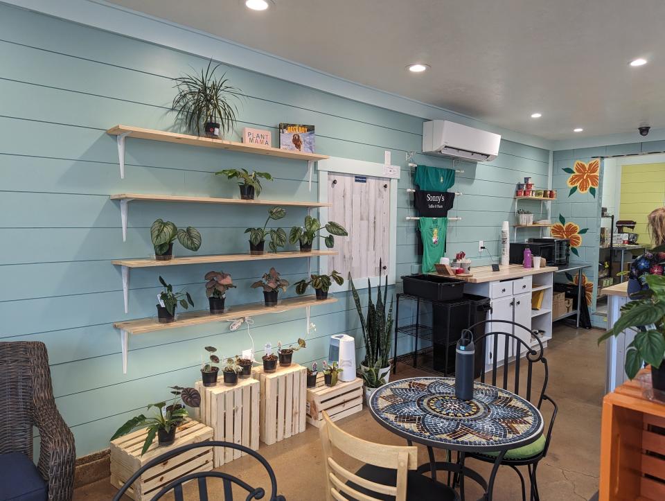 Sonny's Plants and Coffee in Monmouth offers coffee, tea and plants.