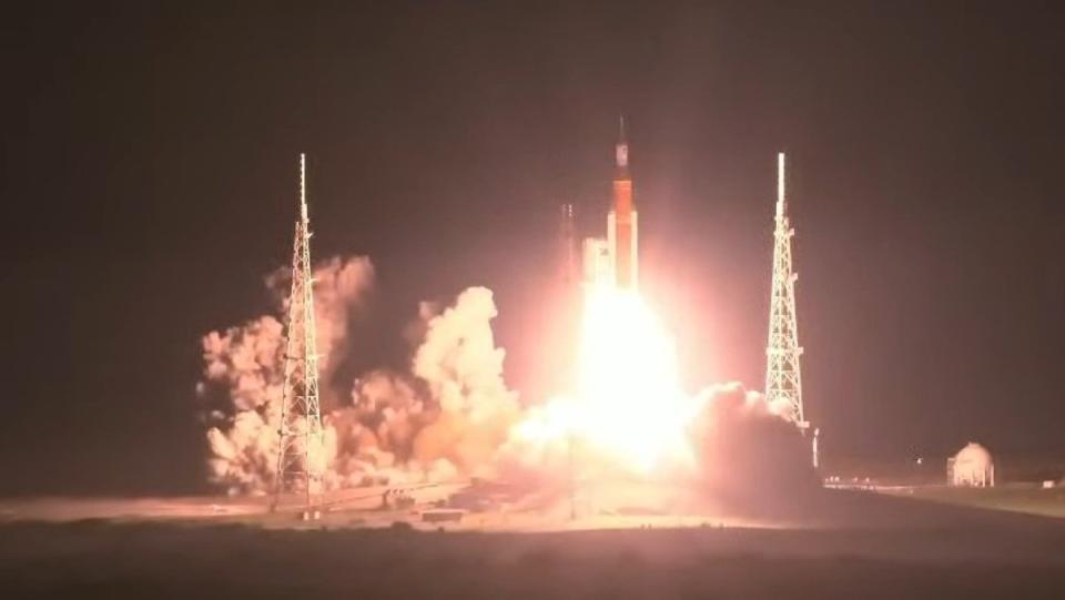 The Artemis I spacecraft launches from Florida