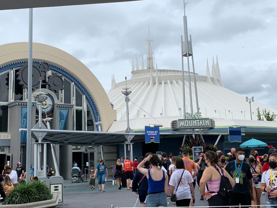 Space Mountain entrance