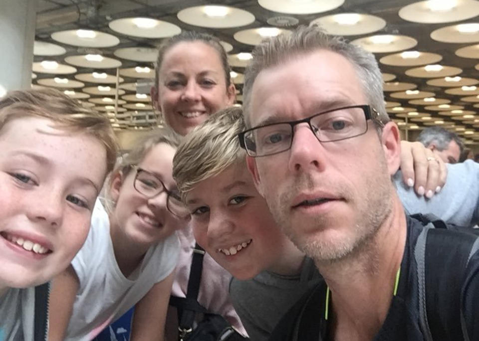 Sophie Jackson, second from left, with her brothers Will, 11 and Ben, 13; mom Fiona; and dad Shane. (Photo: Shane Jackson)