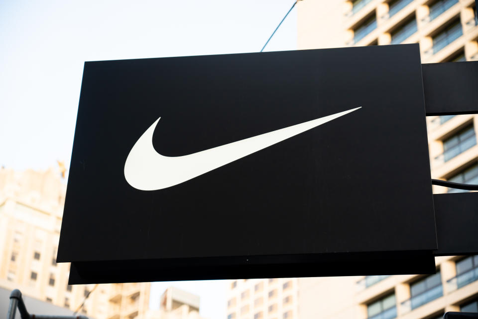 SAN FRANCISCO, UNITED STATES - 2020/01/23: American multinational sportswear manufacturer Nike logo seen at one of their stores. (Photo by Alex Tai/SOPA Images/LightRocket via Getty Images)