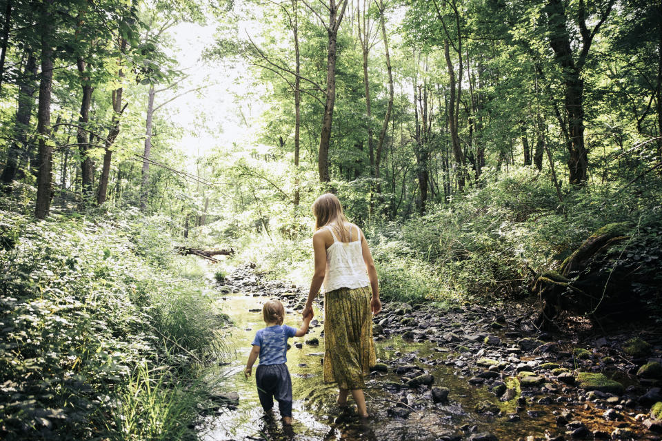 Getting out in nature can be good for our mental health. (Getty Images)