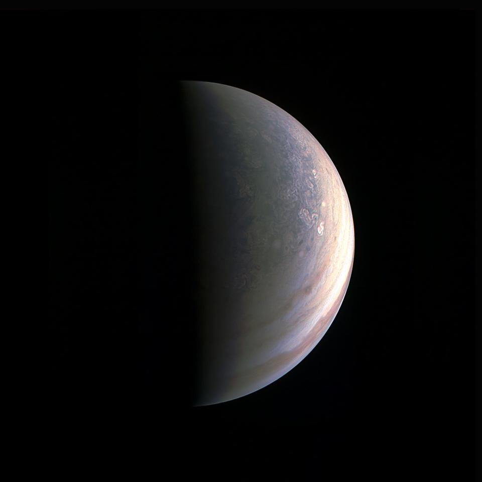 Juno space probe captures stunning image of Jupiter's south pole