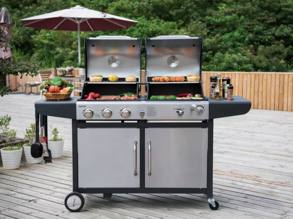 Save big on this Royal Gourmet Grill. (Photo: Wayfair)