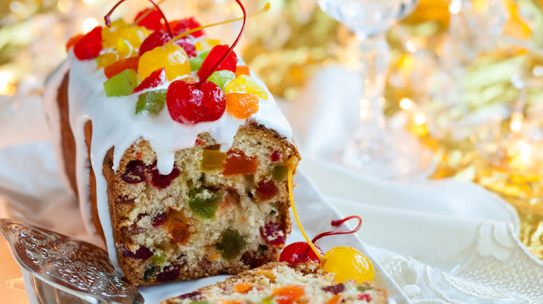 Sliced fruitcake with icing