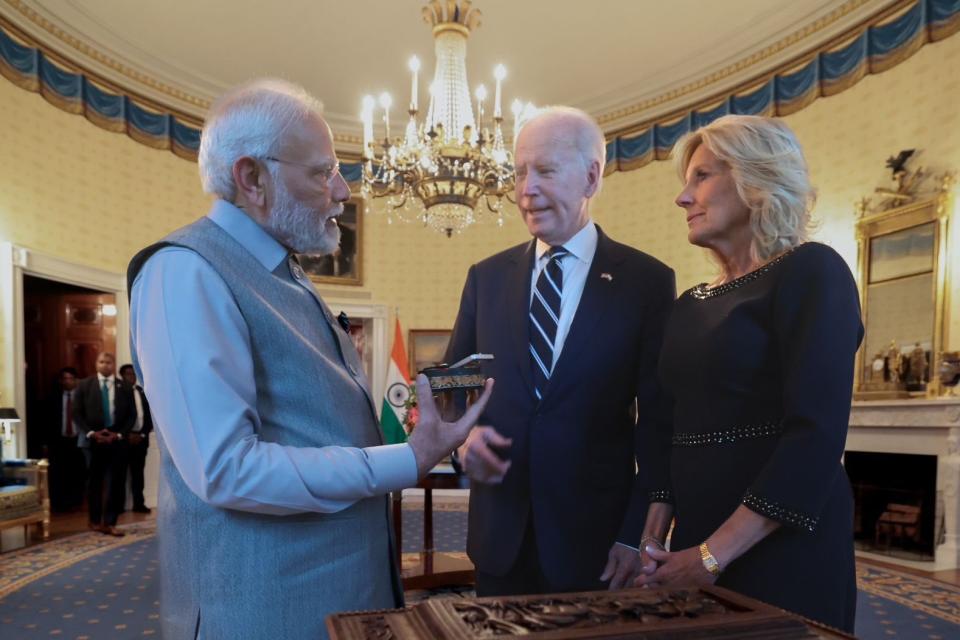 El primer ministro de la India, Modi, recibido por el presidente de los  Estados Unidos, Biden, en la Casa Blanca.