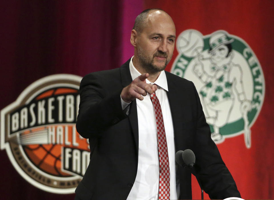 Dino Radja speaks during induction ceremonies at the Basketball Hall of Fame, Friday, Sept. 7, 2018, in Springfield, Mass. (AP Photo/Elise Amendola)